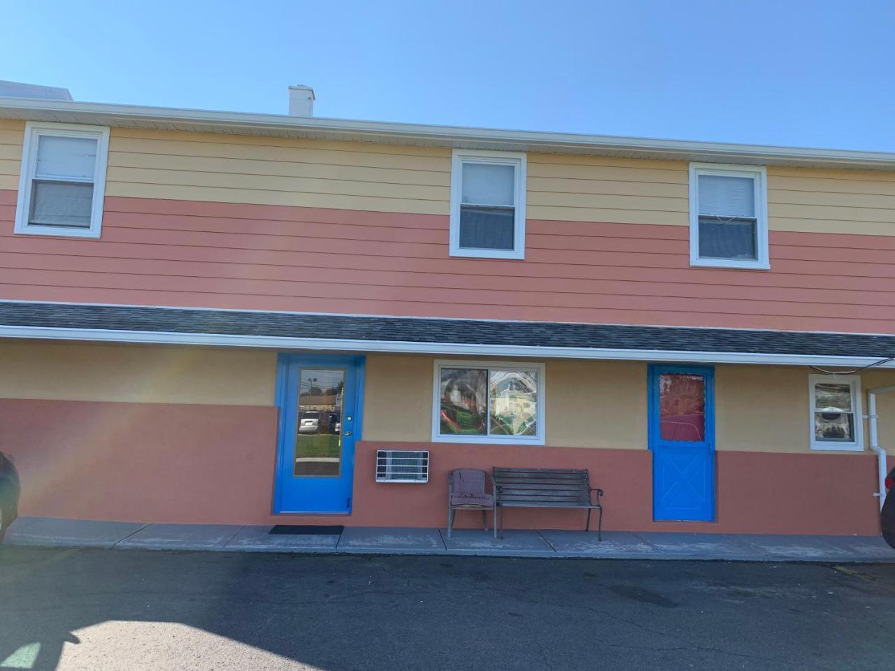Scottish Inns Wrightstown Exterior photo